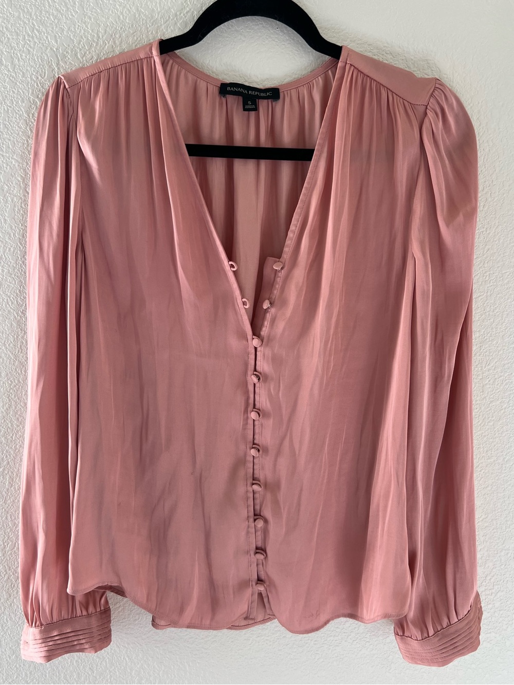 Banana Republic Pink Pleated Blouse